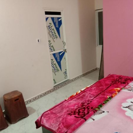 Shanti Guest House Ujjain Esterno foto