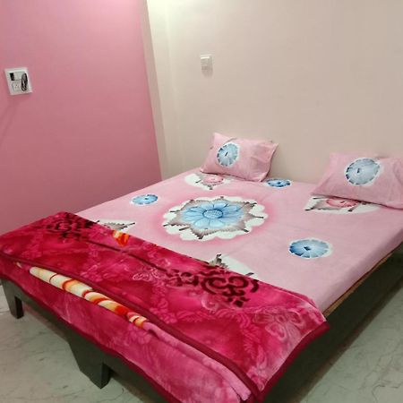 Shanti Guest House Ujjain Esterno foto